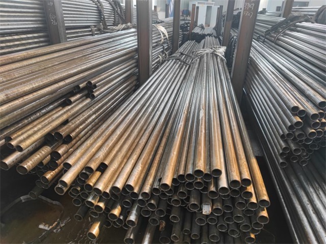 平凉35CrMo精密无缝钢管